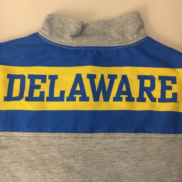 Tops - University Of Delaware Quarter Zip